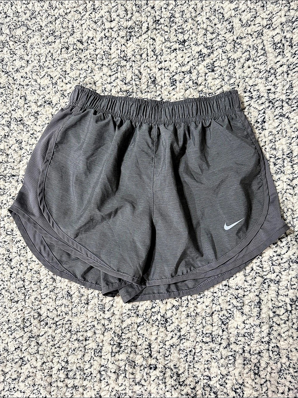 Nike Tempo Dri-FIT Running Shorts Gray Small
